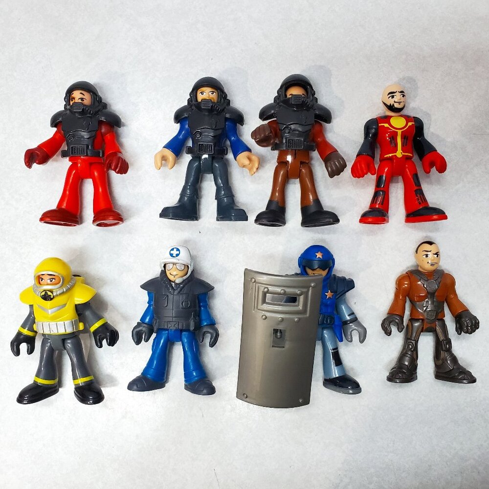 Imaginext Characters 8 Figures Policemen Assorted